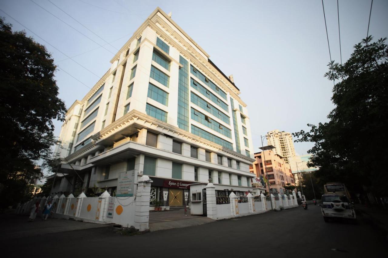 The Byke Suraj Plaza Pure Veg, Thane Exterior foto