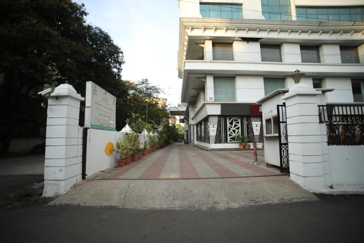 The Byke Suraj Plaza Pure Veg, Thane Exterior foto
